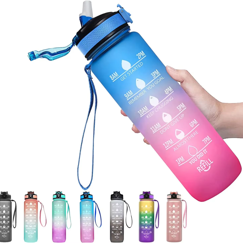Trinkflasche mit Strohhalm