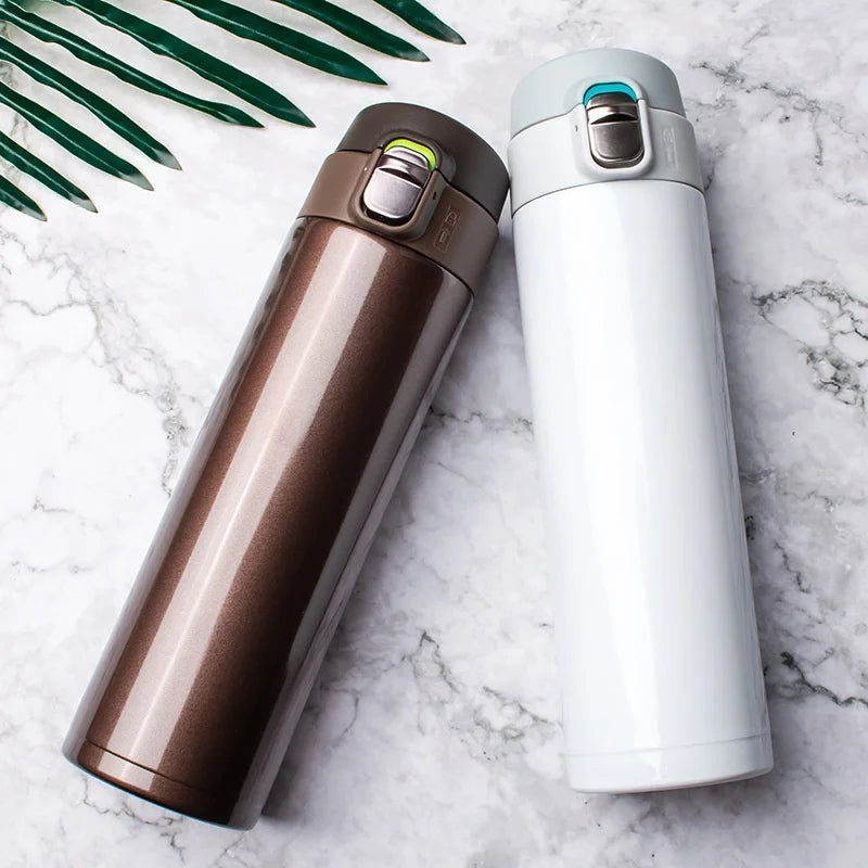 Isolierte Thermos-Trinkflasche