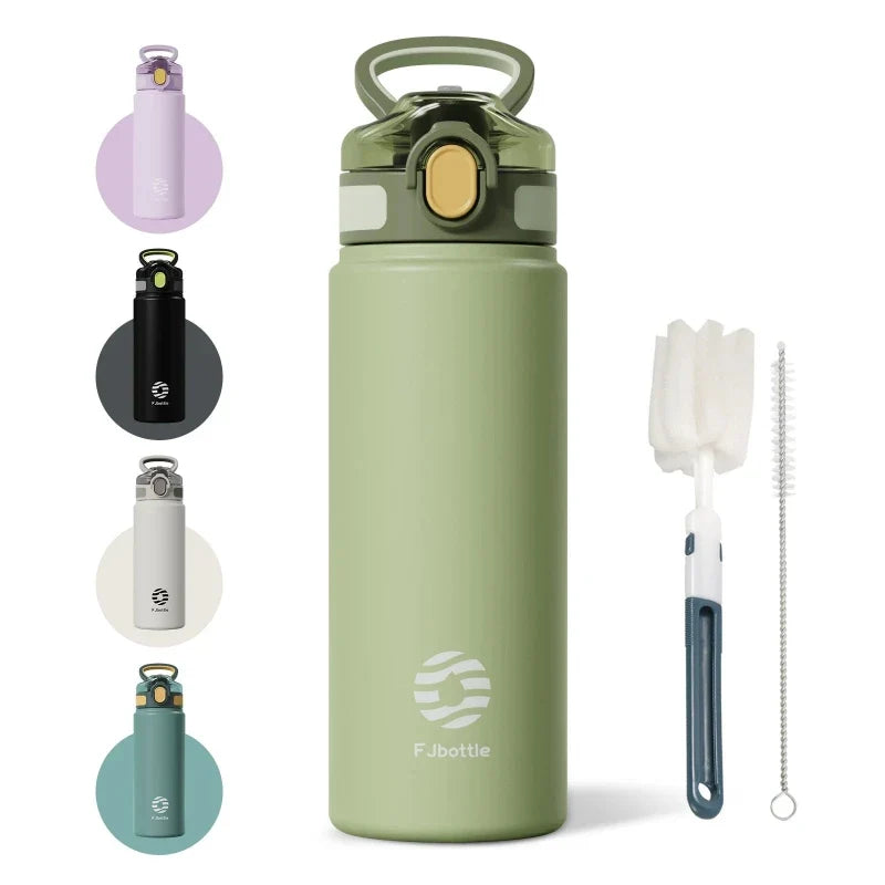 Isolierte Trinkflasche mit integriertem Strohhalm