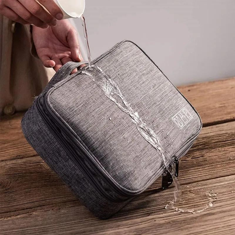 Étui de rangement de câbles pour voyager