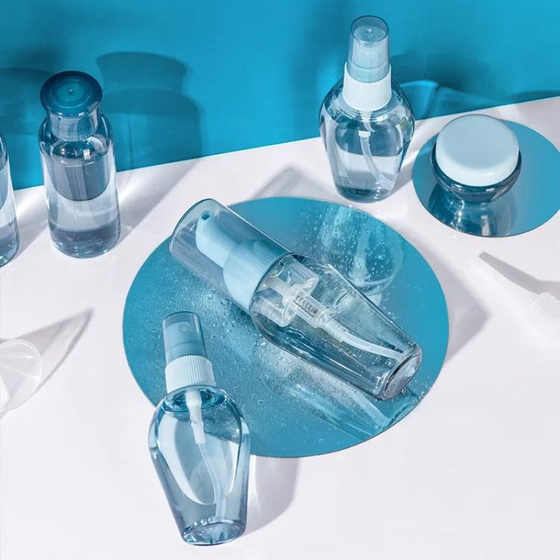 Kit pour avion avec flacons de voyage
