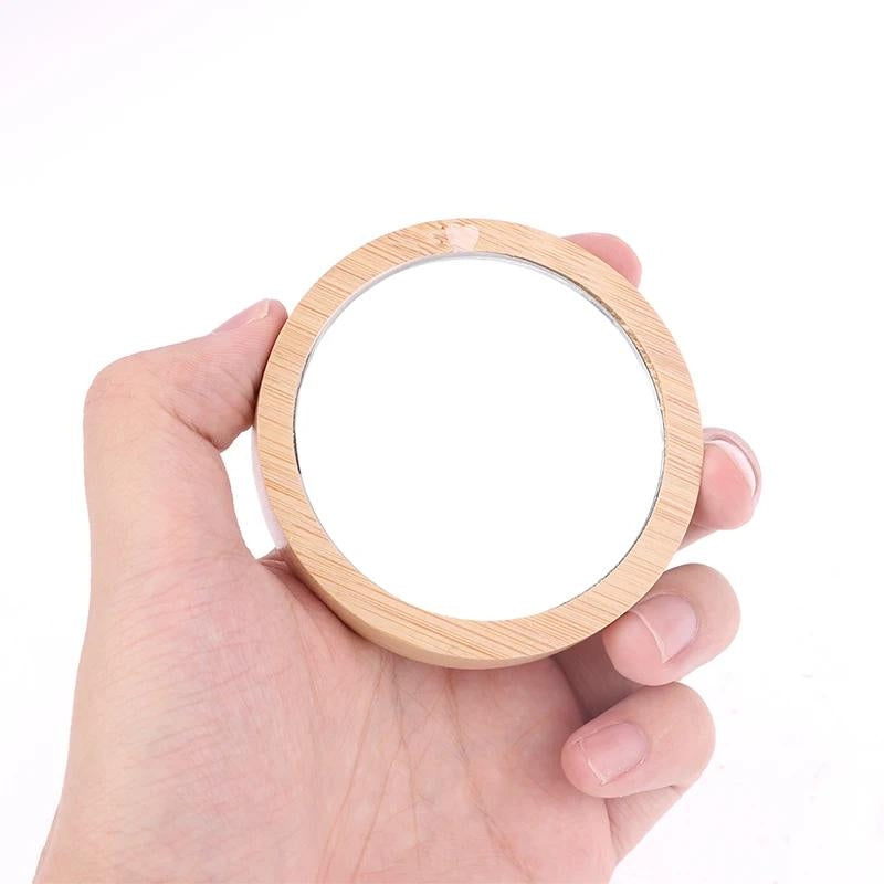 Miroir en bois de poche