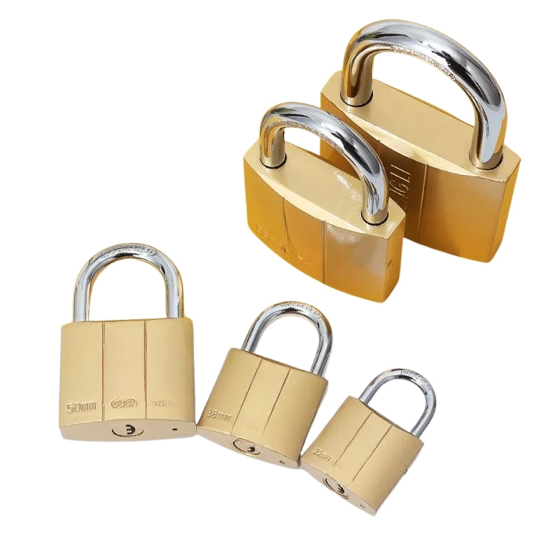 Petit cadenas destiné aux valises