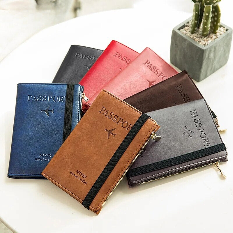 Pochette à passeport en similicuir