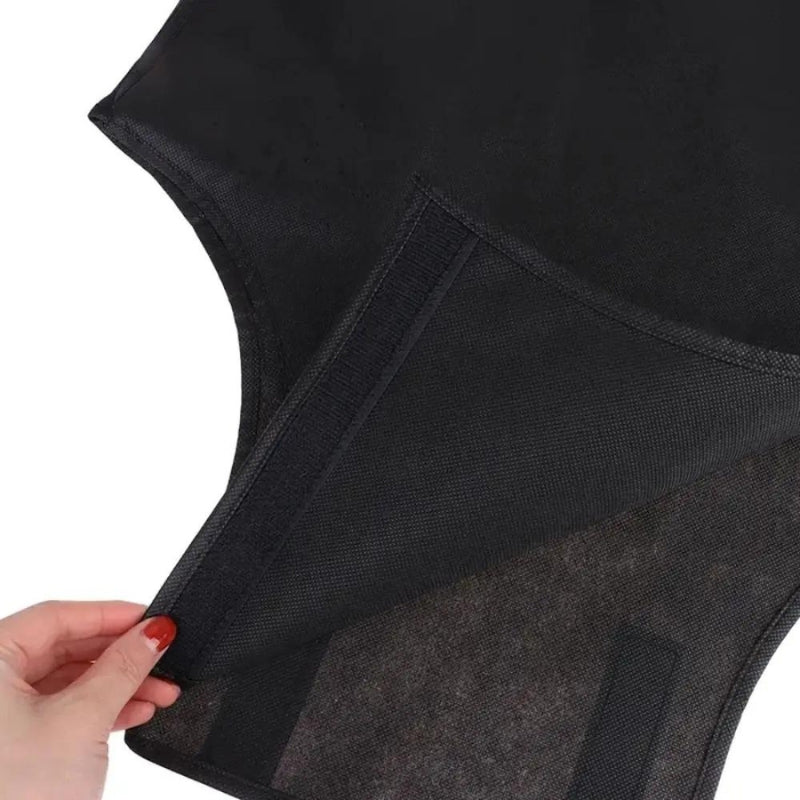 Protection en housse pour valise de soute d’avion