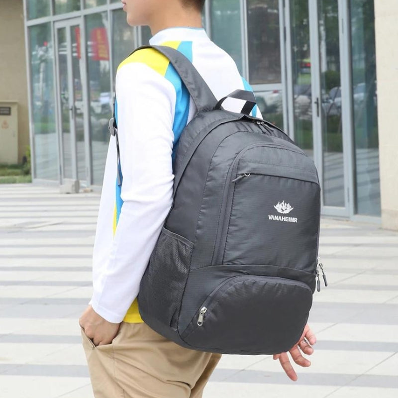 Schwarzer wasserdichter Rucksack