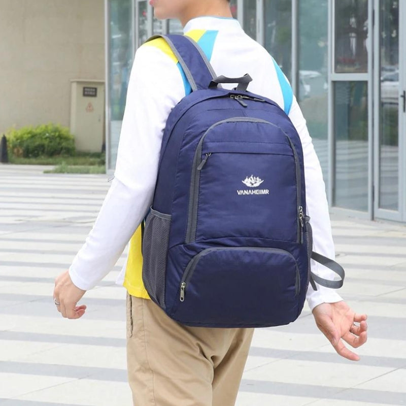 Schwarzer wasserdichter Rucksack
