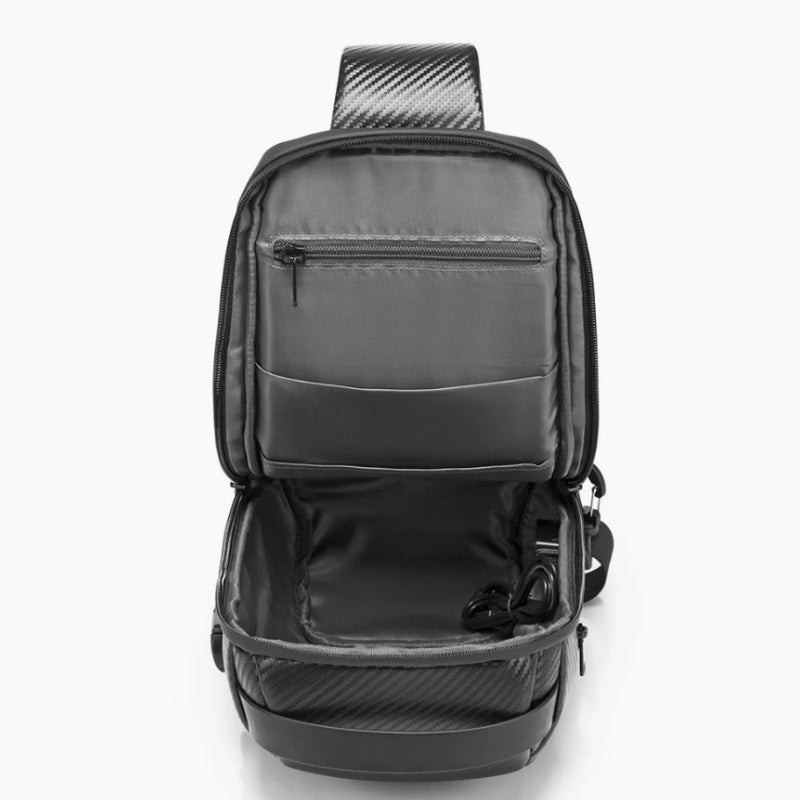 Sac pour homme porté à l’épaule