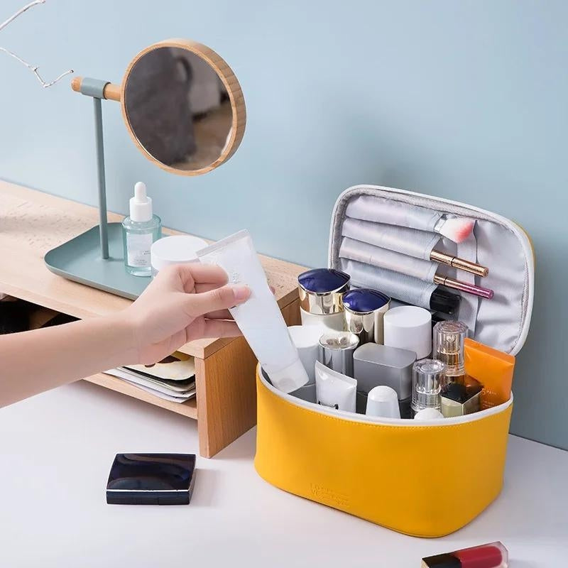 Kultur- und Make-up-Tasche