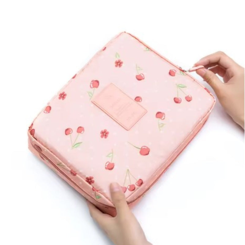 Trousse de toilette originale adaptée au voyage