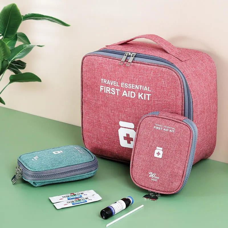 Leere Erste-Hilfe-Tasche